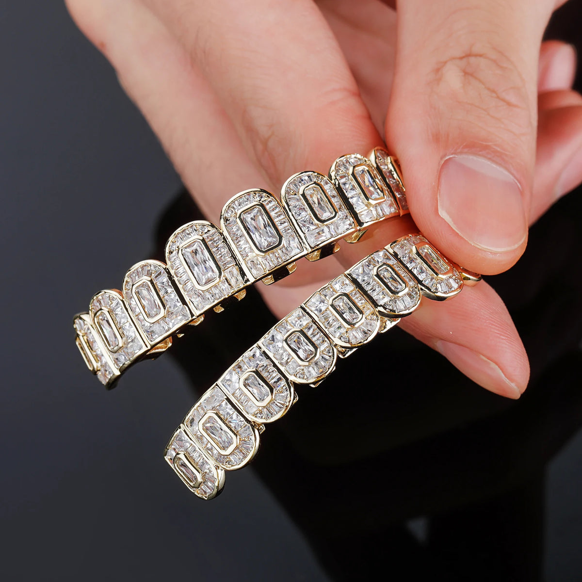 JINAO Hip Hop Grillz – Iced Out CZ Tooth Caps Top & Bottom