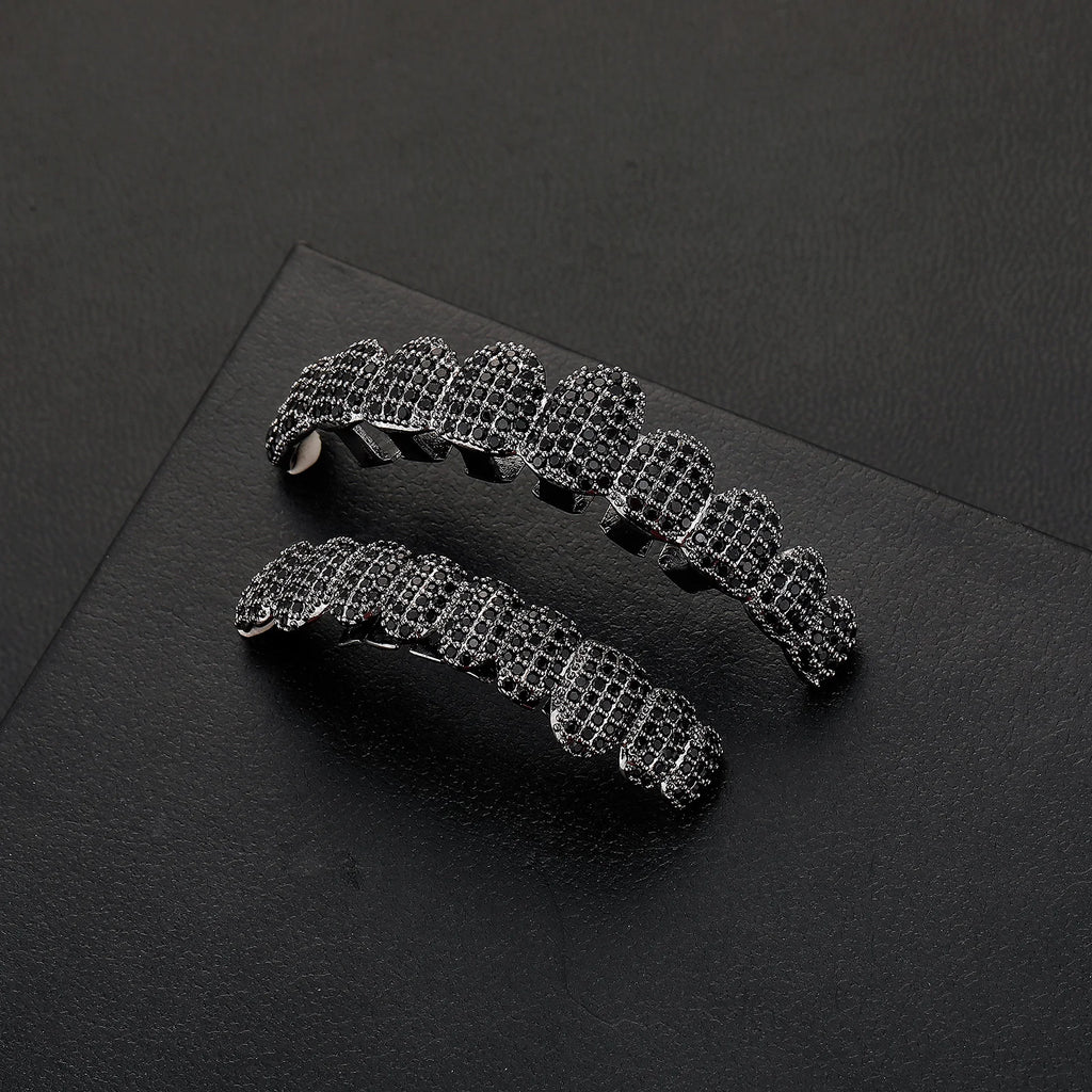TOPGRILLZ Grillz in oro 14K – Iced Out con zirconi cubici (CZ) 10+10 denti
