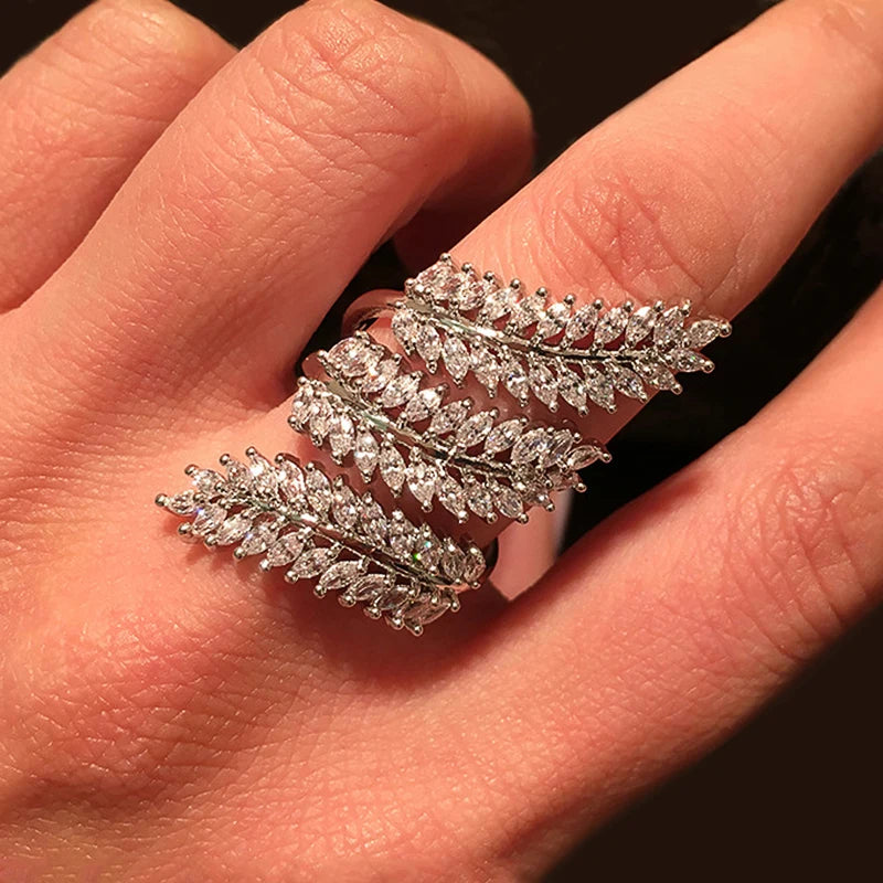 Anello da donna – Zircone marquise design a foglia matrimonio
