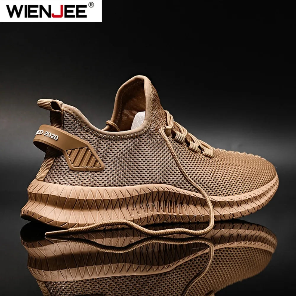 Sneaker outdoor in maglia da uomo