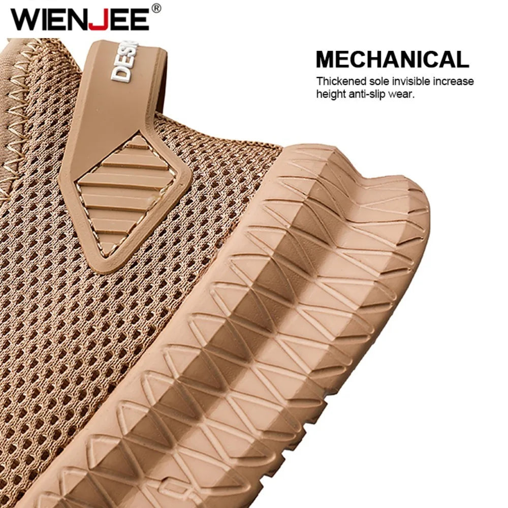Sneaker outdoor in maglia da uomo