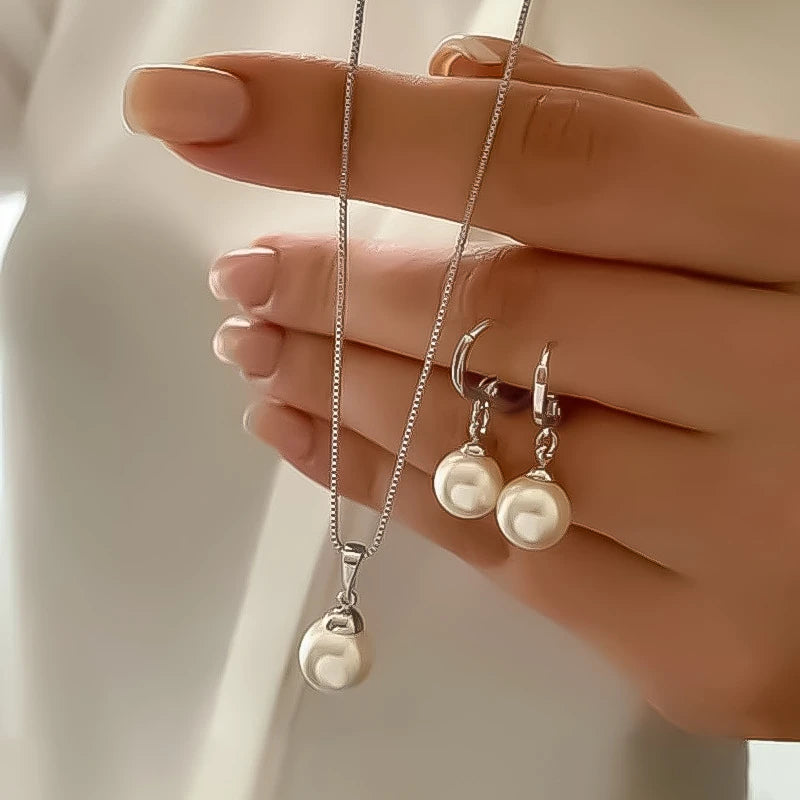 Pearl Pendant Necklace & Earring Set