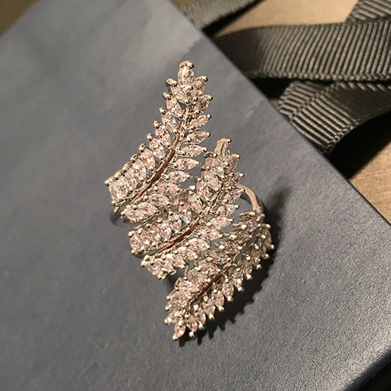 Damen Ring – Marquise Zirkonia Blatt-Design Hochzeit