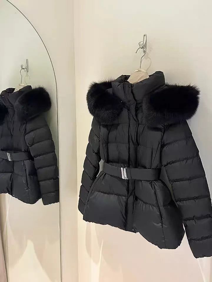 Parka Damen – Pelzkragen & Kapuze für den Winter