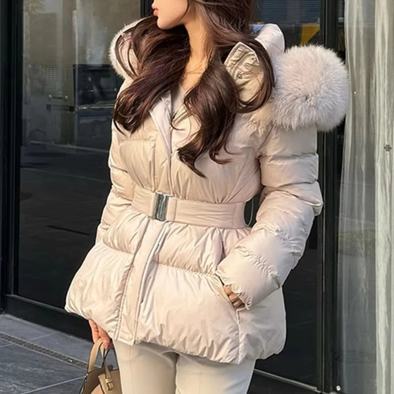 Parka da donna – collo in pelliccia e cappuccio per l'inverno
