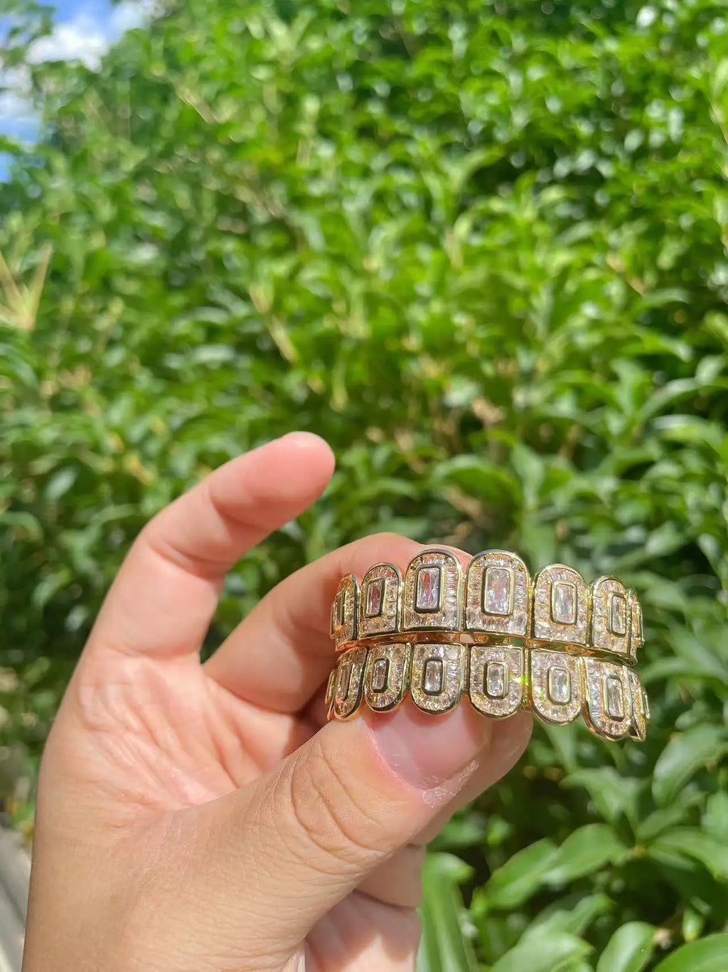 JINAO Hip Hop Grillz – Grillz glacés avec zircones cubiques pour dents du haut et du bas