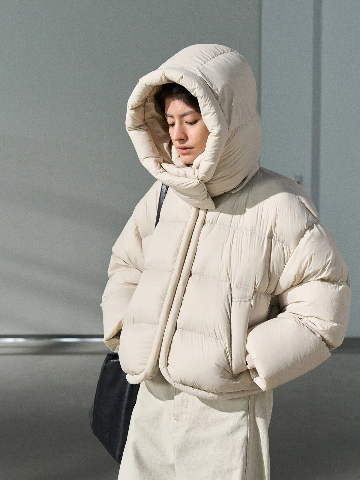 Kurzjacke Damen mit Kapuze – Leicht & Stylisch