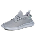 Sneaker outdoor in maglia da uomo