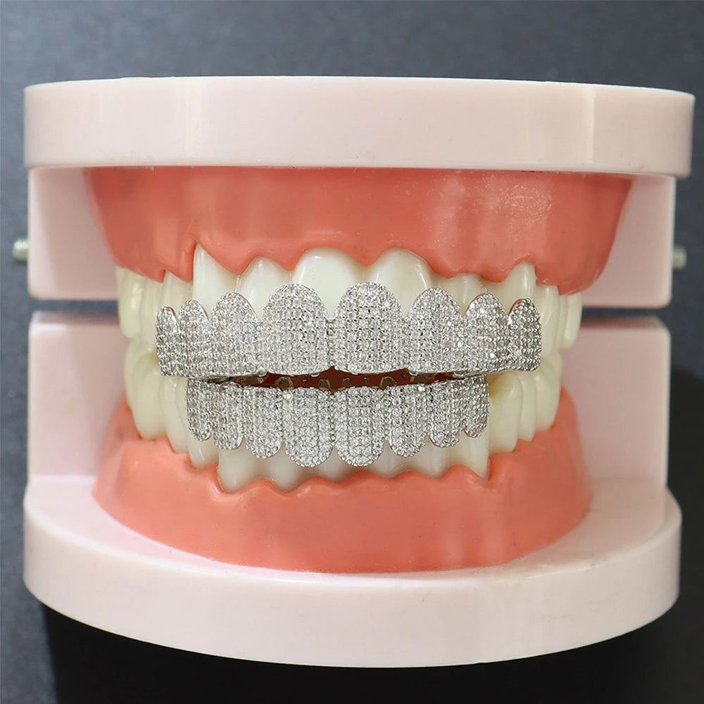 Grillz Iced Out argentés en zircone cubique – Couvre-dents Hip Hop avec moule en silicone
