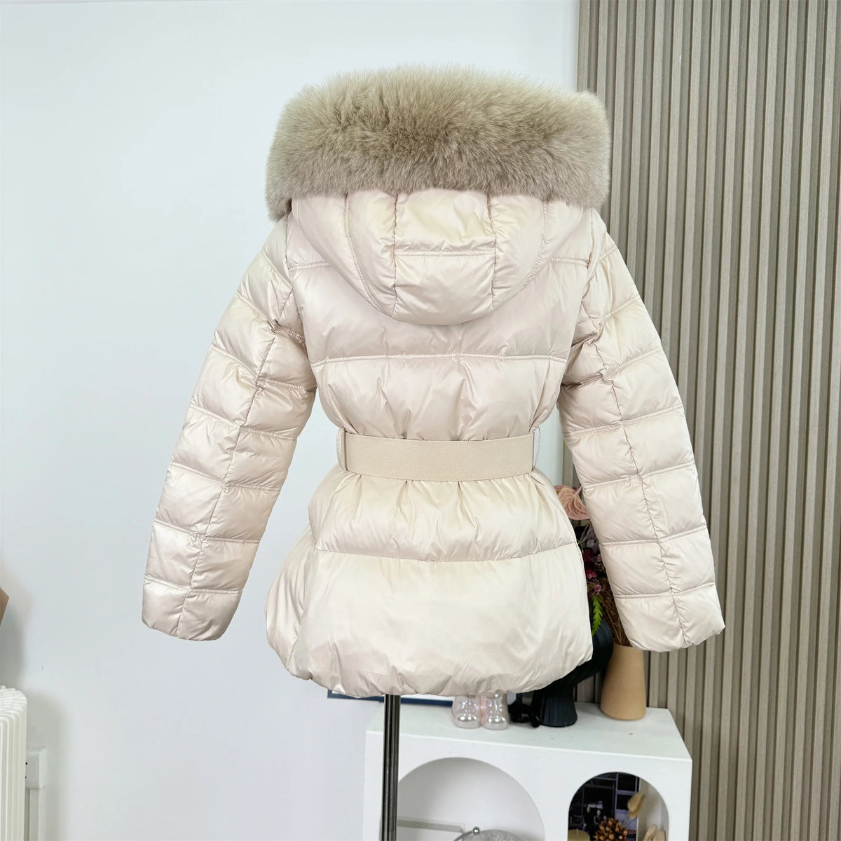 Parka Damen – Pelzkragen & Kapuze für den Winter
