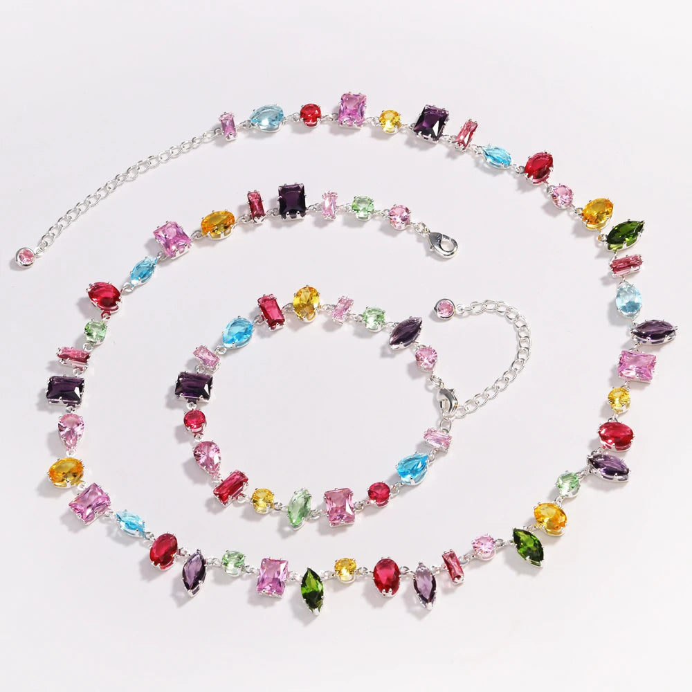 Collier en or 18 carats avec zircon cristal