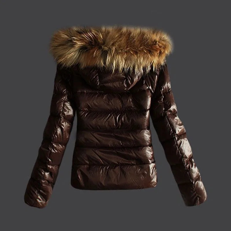Chaqueta de invierno de piel sintética para mujer: vanguardista y cálida